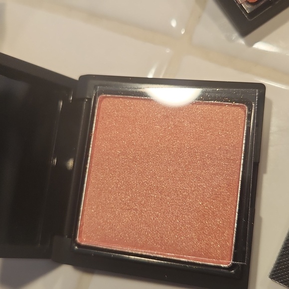 NARS MINI BLUSH NEW - Picture 4 of 5